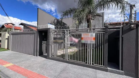 Sobrado com 4 Quartos à venda, 260m² no Carandá Bosque, Campo Grande