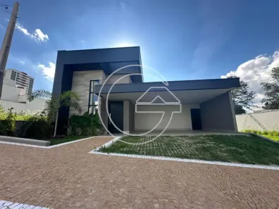 Casa com 3 Quartos à venda, 288m² no Centro, Marília