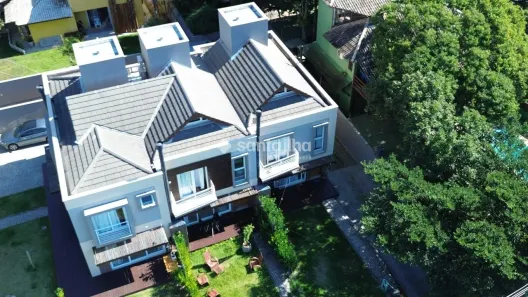 Casa com 3 Quartos à venda, 145m² no Campeche, Florianópolis