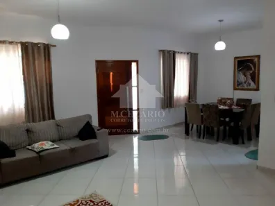 Casa com 3 Quartos à venda, 200m² no Granjas Rurais Reunidas São Judas Tadeu, Taubaté