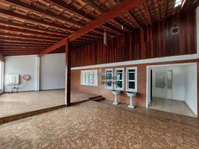 Casa com 3 Quartos à venda, 211m² no Antônio Zanaga I, Americana