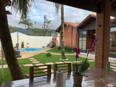 Casa com 3 Quartos à venda, 220m² no Flórida, Praia Grande