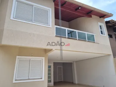 Sobrado com 4 Quartos à venda, 200m² no Nova Suiça, Goiânia