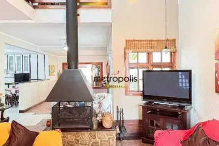 Sobrado com 4 Quartos para alugar, 338m² no Campestre, Santo André