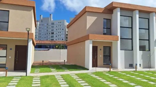 Casa de Condomínio com 2 Quartos à venda, 98m² no Buraquinho, Lauro de Freitas