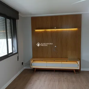 Casa com 3 Quartos para alugar, 202m² no Sarandi, Porto Alegre
