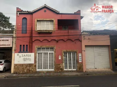 Casa com 4 Quartos à venda, 308m² no Centro, Guaratinguetá