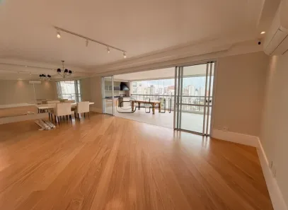 Apartamento com 4 Quartos para alugar, 262m² no Vila Mariana, São Paulo