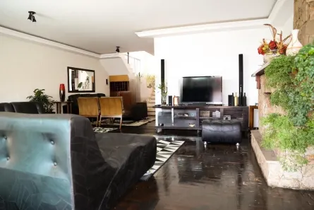 Casa com 6 Quartos à venda, 430m² no Cidade Vargas, São Paulo