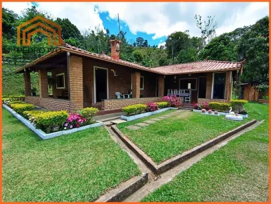 Fazenda/Sítio com 3 Quartos à venda, 190m² no , Lima Duarte
