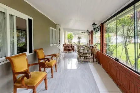 Casa com 4 Quartos para alugar, 520m² no Guarujá, Porto Alegre