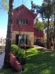 Casa de Condomínio com 4 Quartos à venda, 355m² no Parque das Hortensias, Canela