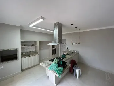 Casa com 3 Quartos para alugar, 20m² no Jardim Esmeralda, Marília