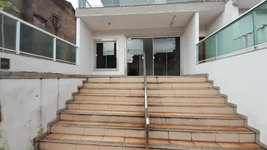 Imóvel Comercial com 1 Quarto para alugar, 193m² no Laranjal, Volta Redonda