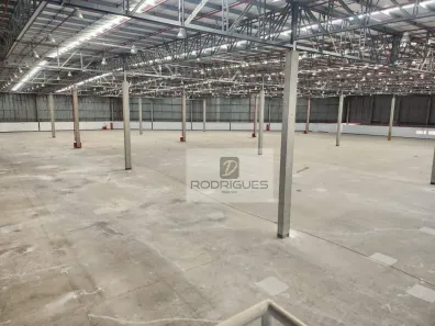 Galpão/Depósito/Armazém para alugar, 4000m² no Batistini, São Bernardo do Campo