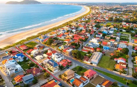 Sobrado com 6 Quartos à venda, 293m² no Do Ubatuba, São Francisco do Sul
