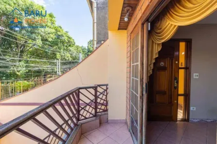 Sobrado com 3 Quartos à venda, 177m² no Vila Romero, São Paulo