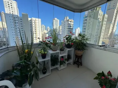 Apartamento com 3 Quartos à venda, 110m² no Centro, Balneário Camboriú