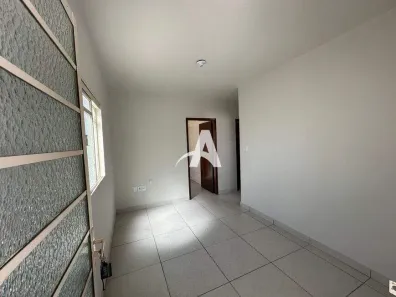 Casa com 2 Quartos para alugar, 70m² no Santa Mônica, Uberlândia