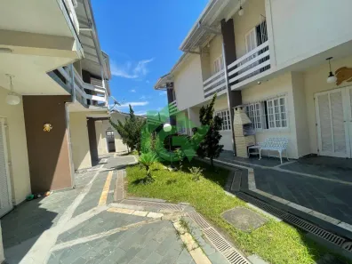 Casa de Condomínio com 2 Quartos à venda, 36m² no Jardim do Sol, Caraguatatuba