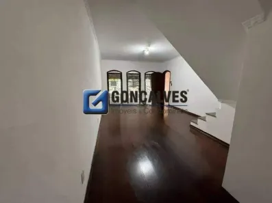 Sobrado com 3 Quartos para alugar, 220m² no Anchieta, São Bernardo do Campo