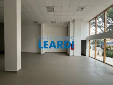 Ponto Comercial para alugar, 204m² no Água Branca, São Paulo