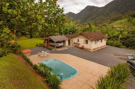 Fazenda/Sítio com 4 Quartos à venda, 150m² no , Rio dos Cedros
