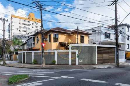 Casa com 3 Quartos para alugar, 221m² no Embaré, Santos