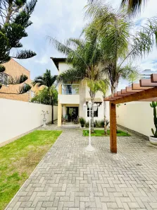 Casa com 4 Quartos à venda, 273m² no Itapuã, Salvador