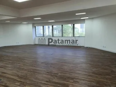 Imóvel Comercial à venda, 204m² no Cidade Monções, São Paulo