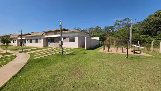 Casa de Condomínio com 2 Quartos à venda, 200m² no Petrópolis, Várzea Grande