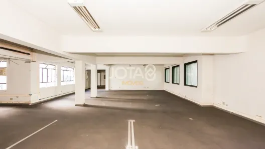 Sala Comercial para alugar, 591m² no Centro, Curitiba
