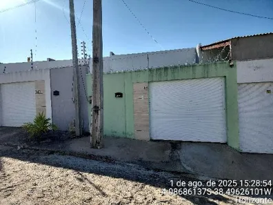 Casa com 2 Quartos à venda, 79m² no Centro, Horizonte
