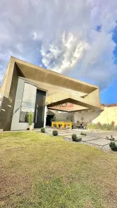 Casa com 3 Quartos à venda, 320m² no Jardim Presidente, Goiânia