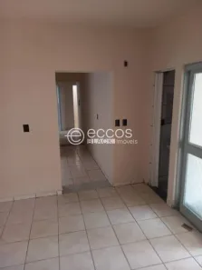 Imóvel Comercial com 3 Quartos à venda, 270m² no Nossa Senhora Aparecida, Uberlândia