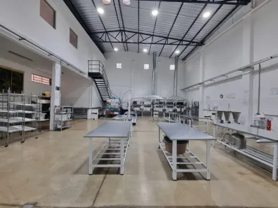 Galpão/Depósito/Armazém à venda, 480m² no Jardim Cristo Redentor, Ribeirão Preto