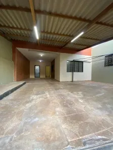 Casa com 3 Quartos para alugar, 300m² no Afonso Pena, Itumbiara