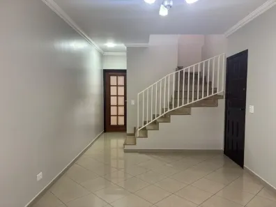 Sobrado com 3 Quartos para alugar, 130m² no Vila Gomes, São Paulo