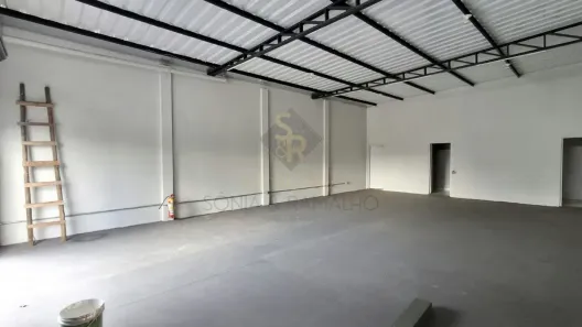 Galpão/Depósito/Armazém para alugar, 160m² no Jardim Cristo Redentor, Ribeirão Preto