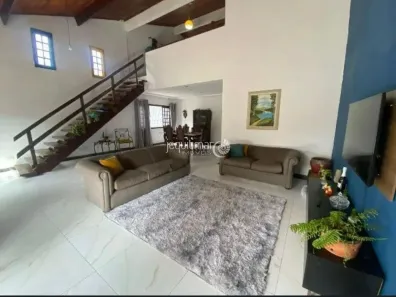 Casa com 4 Quartos à venda, 253m² no Enseada, Guarujá