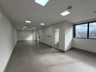 Sala Comercial para alugar, 70m² no Vila Santo Antônio, Americana