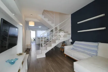 Sobrado com 2 Quartos à venda, 61m² no Glória, Blumenau