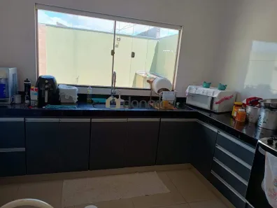 Casa com 2 Quartos à venda, 136m² no Parque das Laranjeiras, Uberaba
