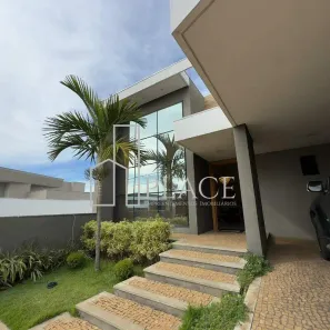 Casa com 3 Quartos para alugar, 200m² no Parque das Esmeraldas II, Marília