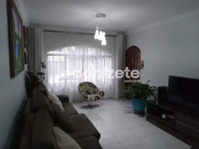 Sobrado com 3 Quartos à venda, 259m² no Parque Jaçatuba, Santo André