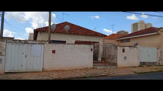 Casa com 2 Quartos à venda, 138m² no Centro, Araraquara