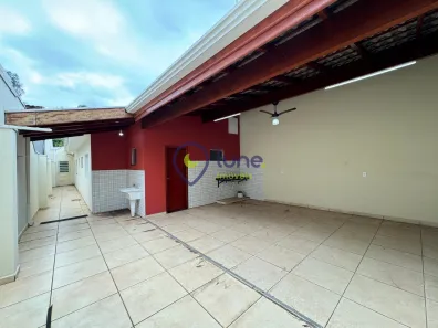 Casa com 3 Quartos à venda, 173m² no Parque Novo Mundo, Americana