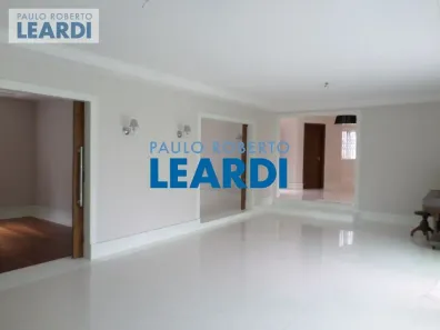 Casa de Condomínio com 4 Quartos à venda, 1065m² no Jardim Vitória Régia, São Paulo