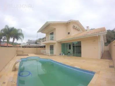 Casa com 3 Quartos para alugar, 320m² no Vorstadt, Blumenau