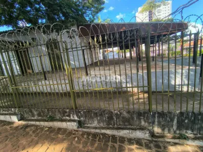 Prédio Comercial para alugar, 300m² no Lídice, Uberlândia